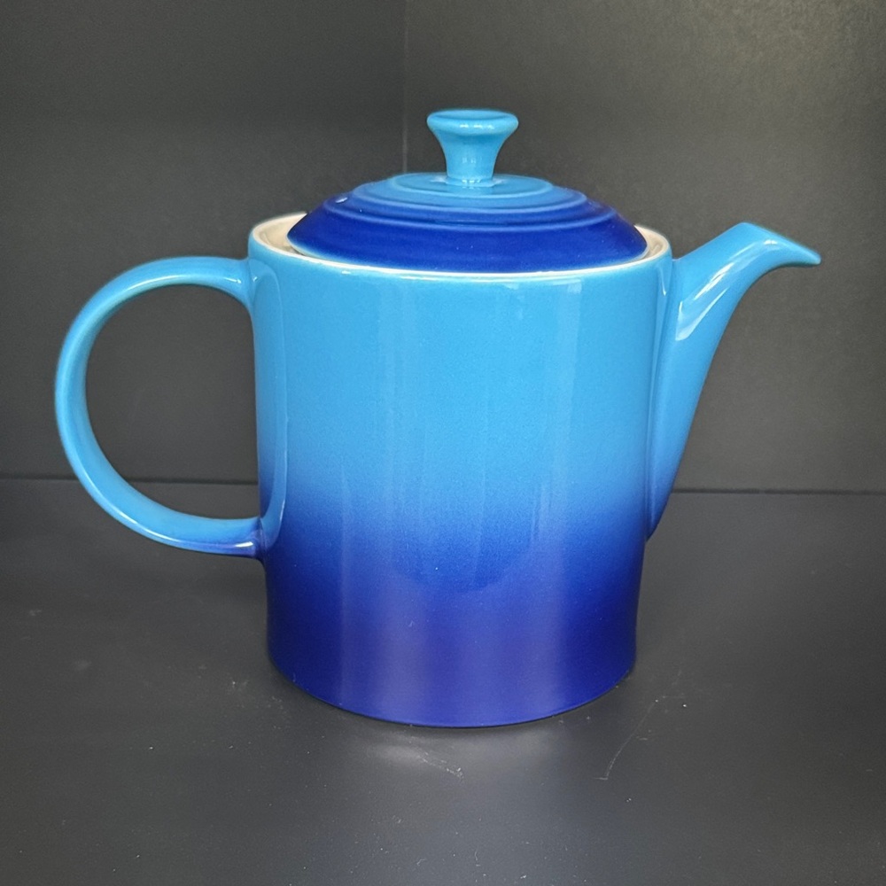Le Creuset Azure Ombre Teapot - Picture 2 of 6